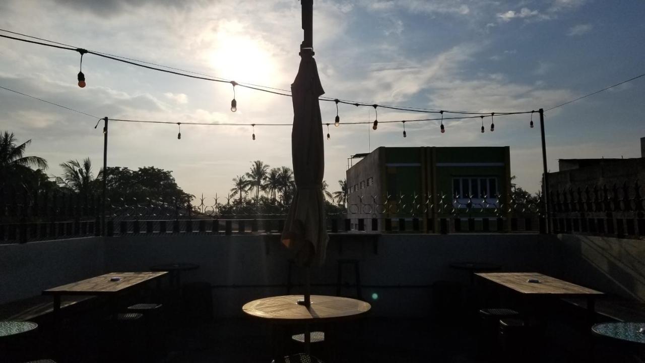 Coffeebunk Hostel Тангеранг Екстер'єр фото